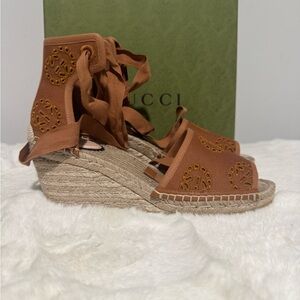 Gucci Tan Espadrille Wedge Sandals